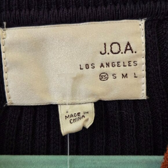 J.O.A. Los Angeles NWOT Navy Ribbed Flared Sleeve Contrast Stripe Top Size XS - Picture 6 of 6